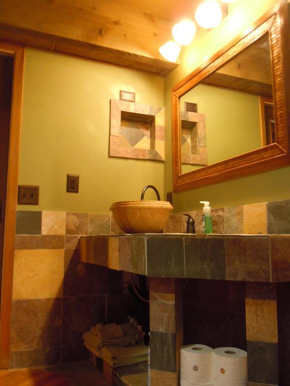 ויילי Maui What A Wonderful World Bed & Breakfast מראה חיצוני תמונה