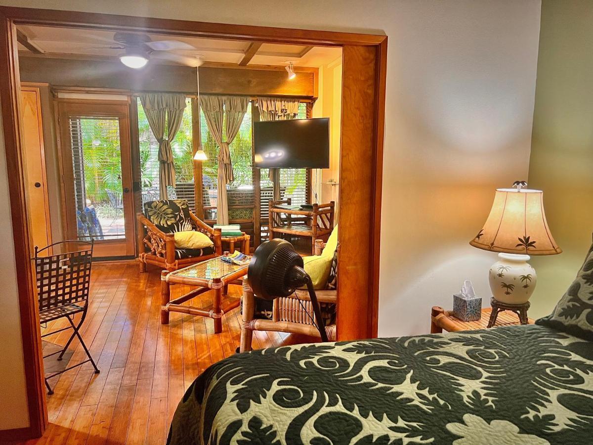 ויילי Maui What A Wonderful World Bed & Breakfast מראה חיצוני תמונה
