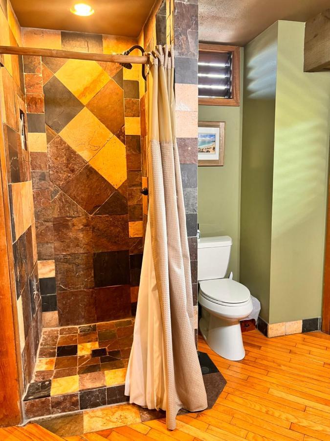 ויילי Maui What A Wonderful World Bed & Breakfast מראה חיצוני תמונה